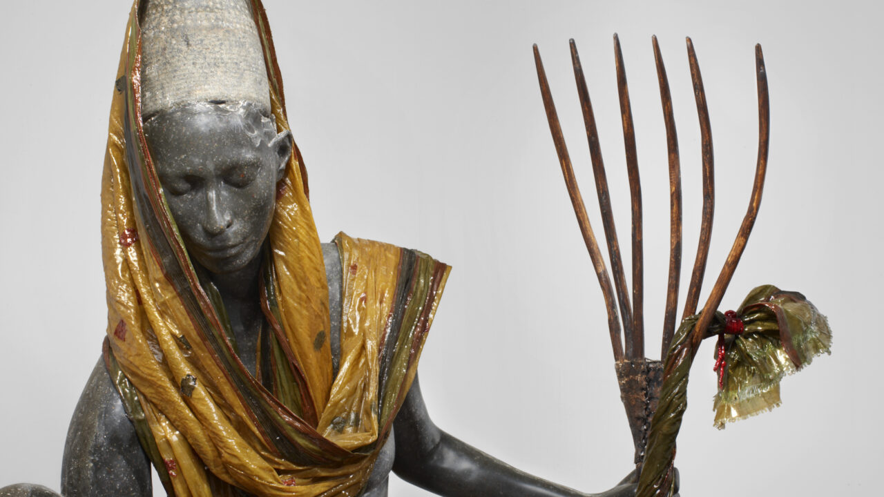 bharti kher the messenger sculpture